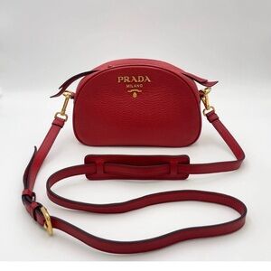 Authentic Prada Vitello Daino Leather Red Shoulder Bag W/Strap